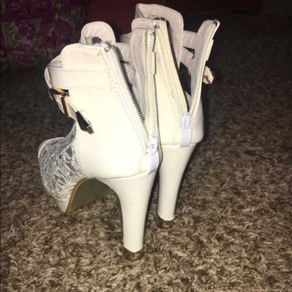 Heels - Picture 2 of 2